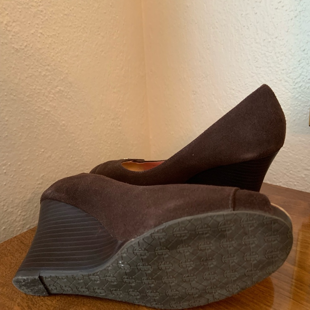 Lilly Pulitzer Brown Peep-Toe Wedges - Picture 7 of 7